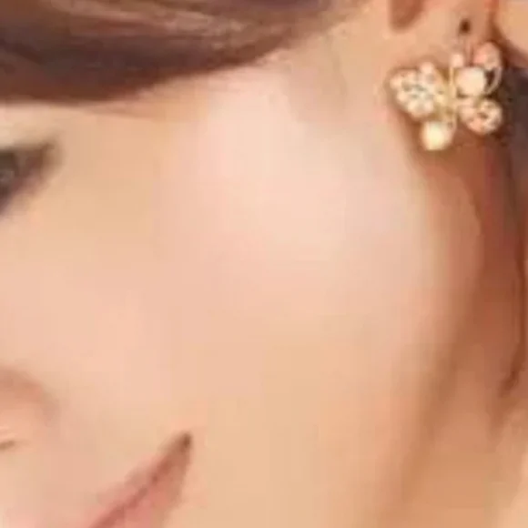 Multicolor crystal Butterfly Stud Earrings goldtone - Picture 4 of 9